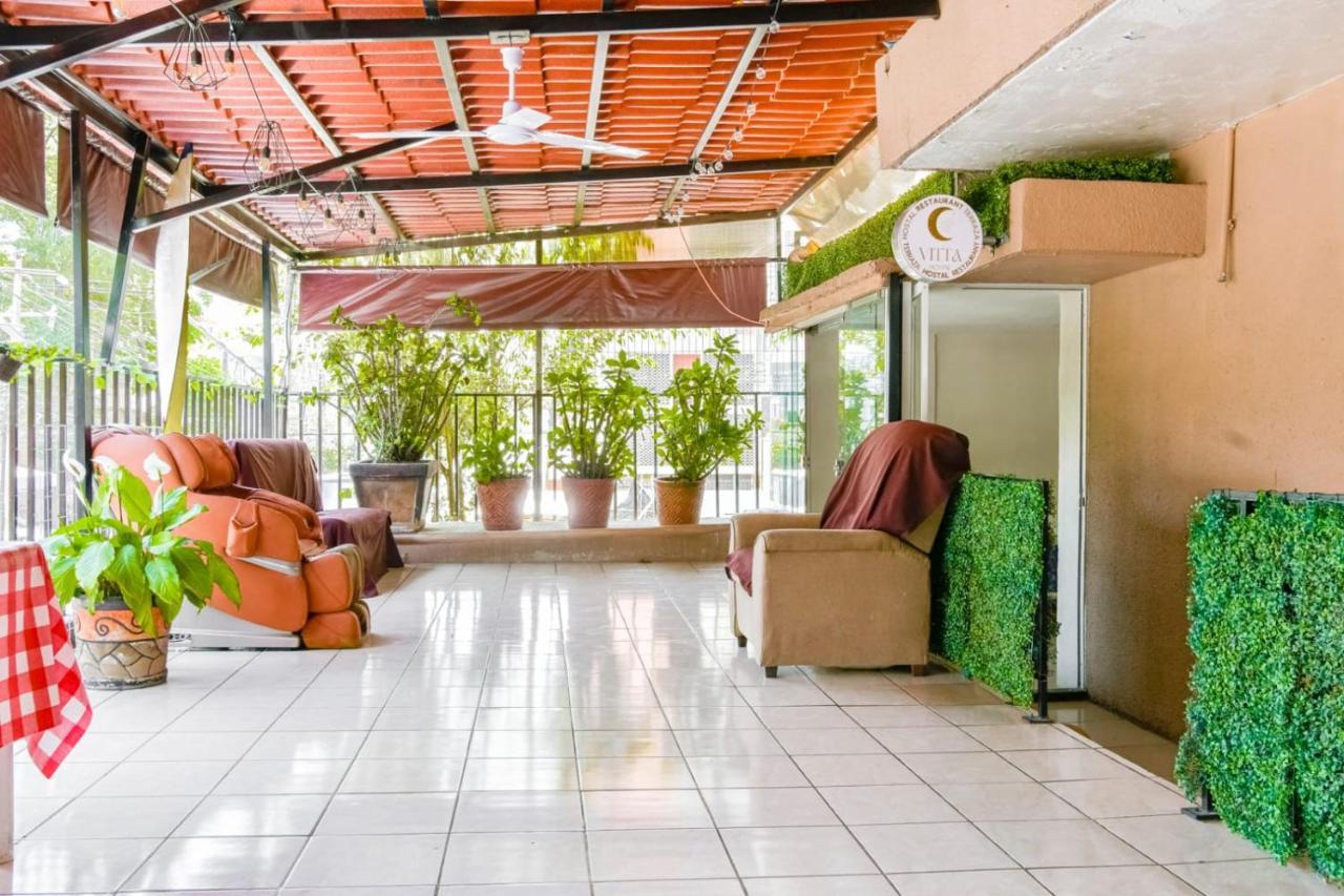 Hostal Vitta Guadalajara Exteriör bild