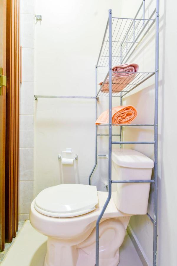 Hostal Vitta Guadalajara Exteriör bild