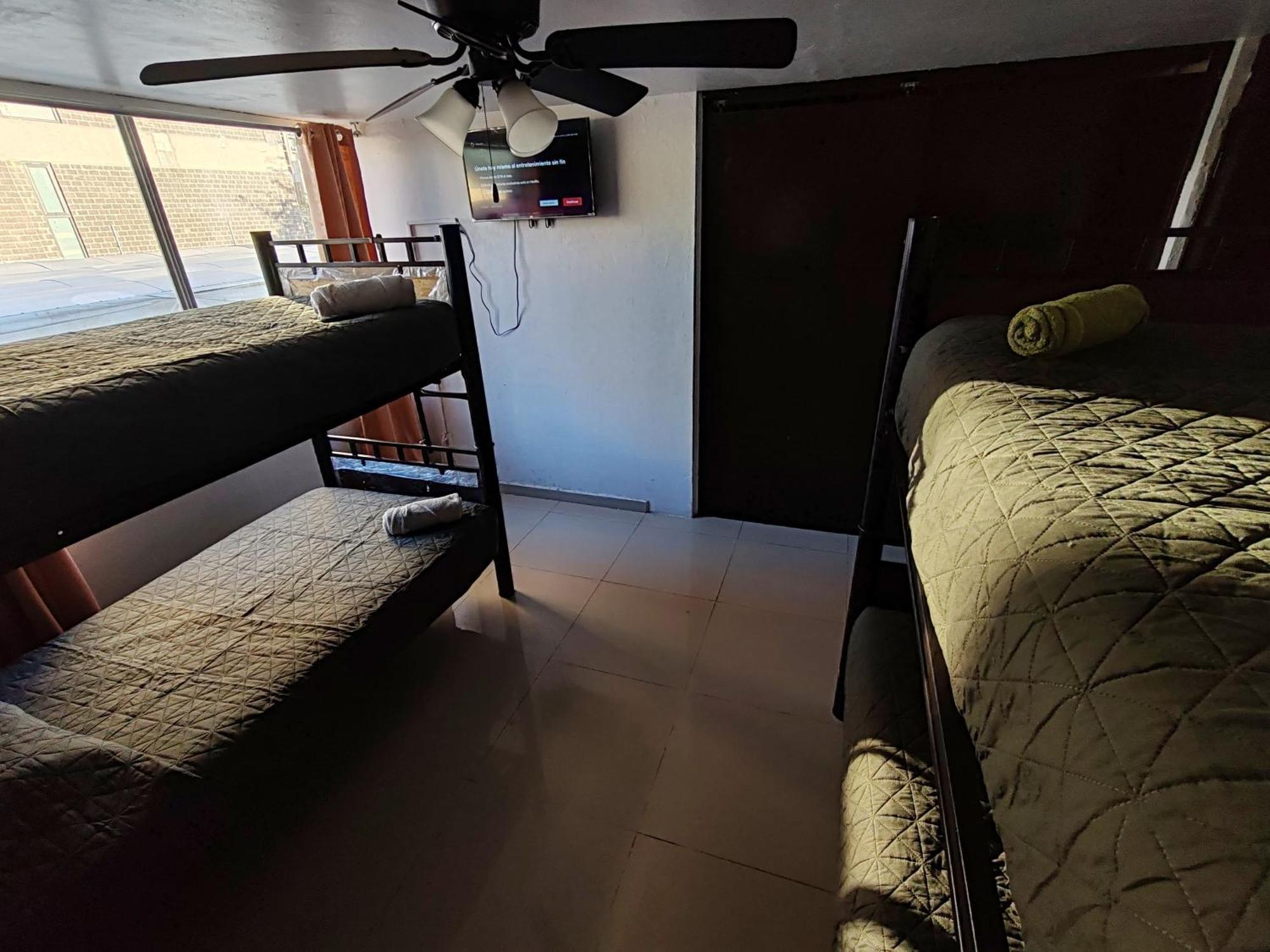 Hostal Vitta Guadalajara Exteriör bild