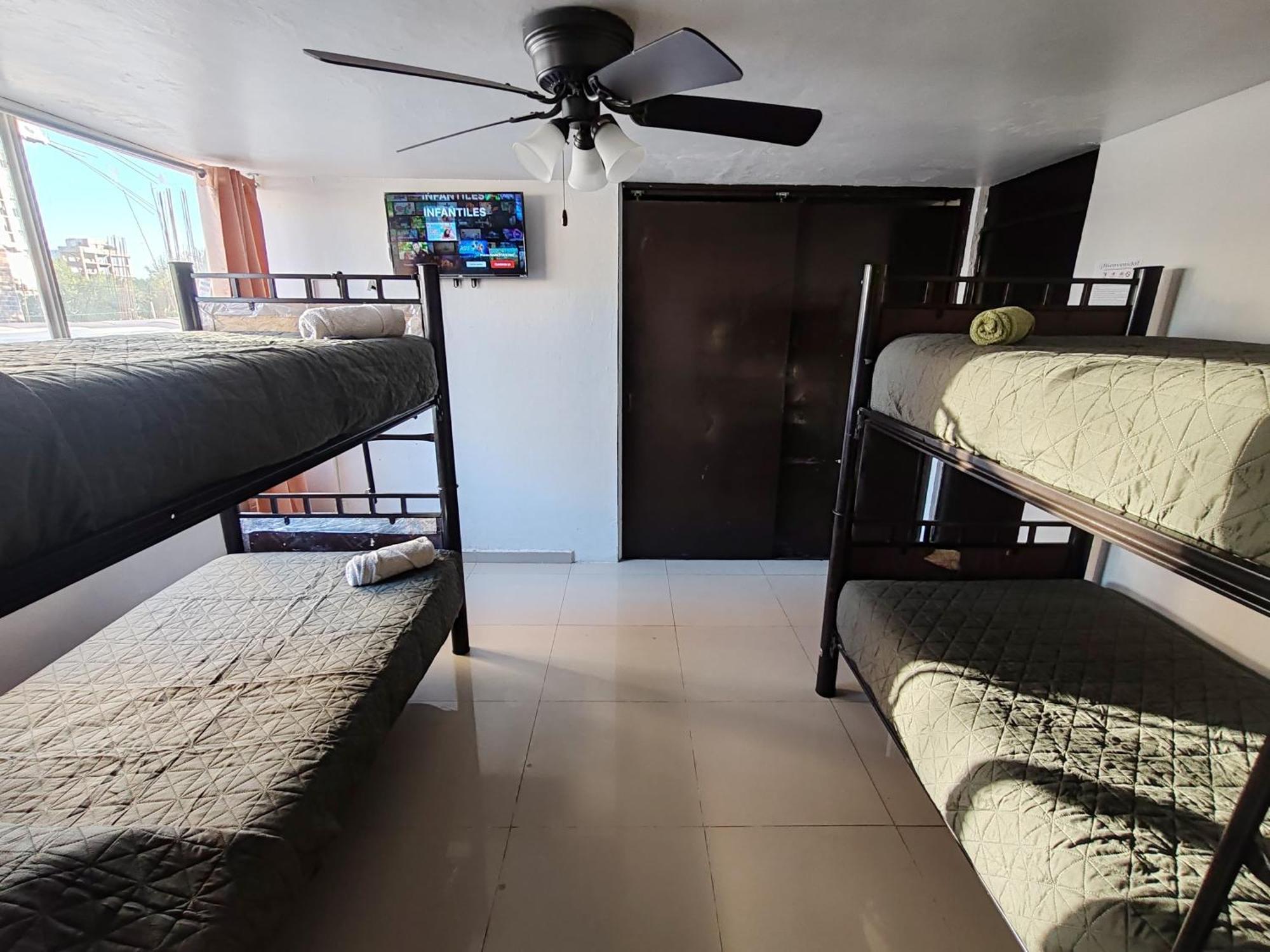 Hostal Vitta Guadalajara Exteriör bild